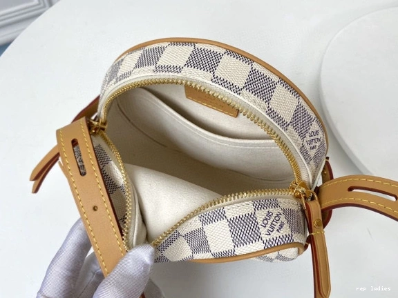 Cheap CHAPEAU SOUPLE LOUIS PM VUITTON BOITE 0802